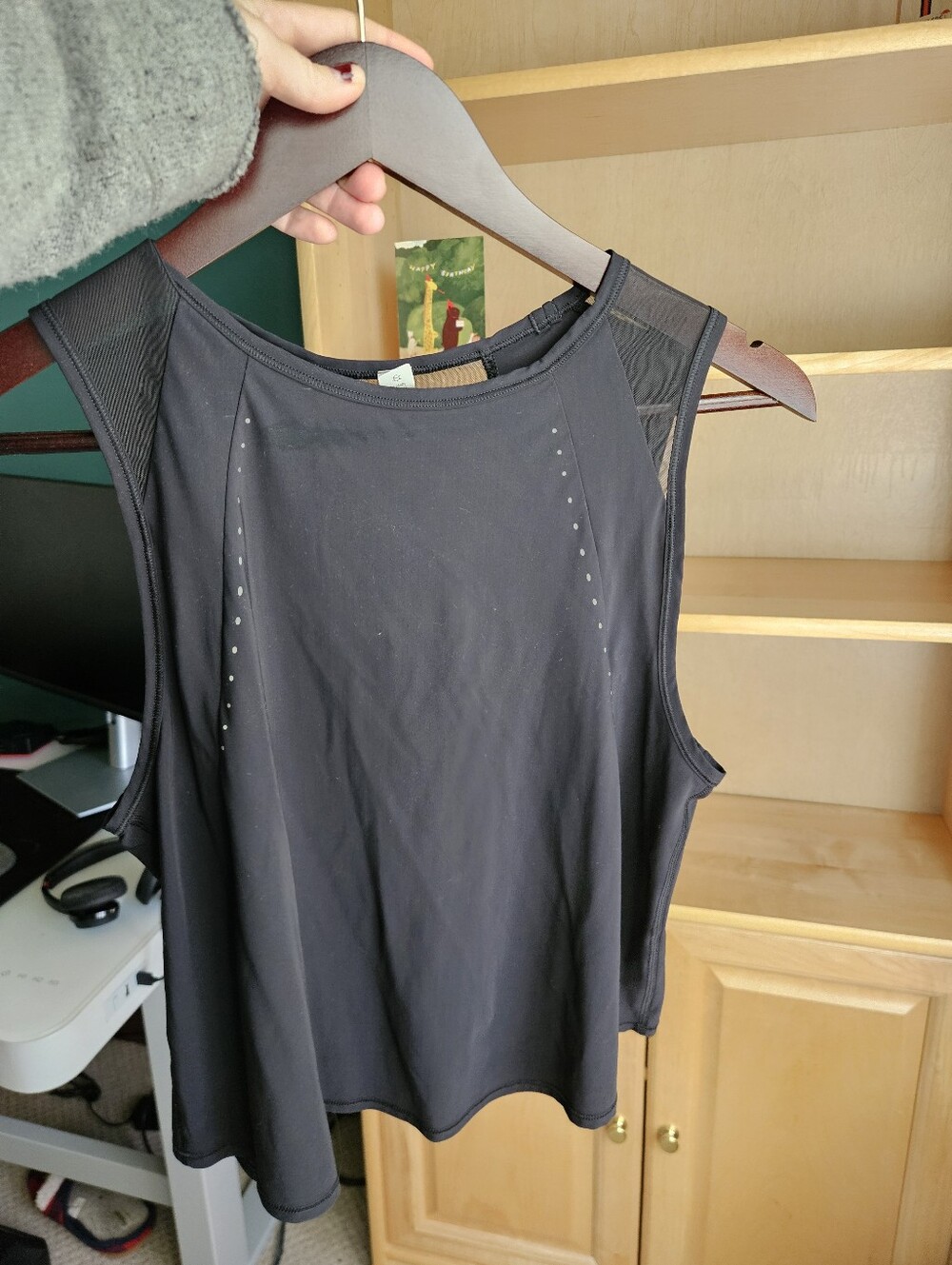 lululemon Women’s Black Sculpt Cropped Tank Top *Pleated